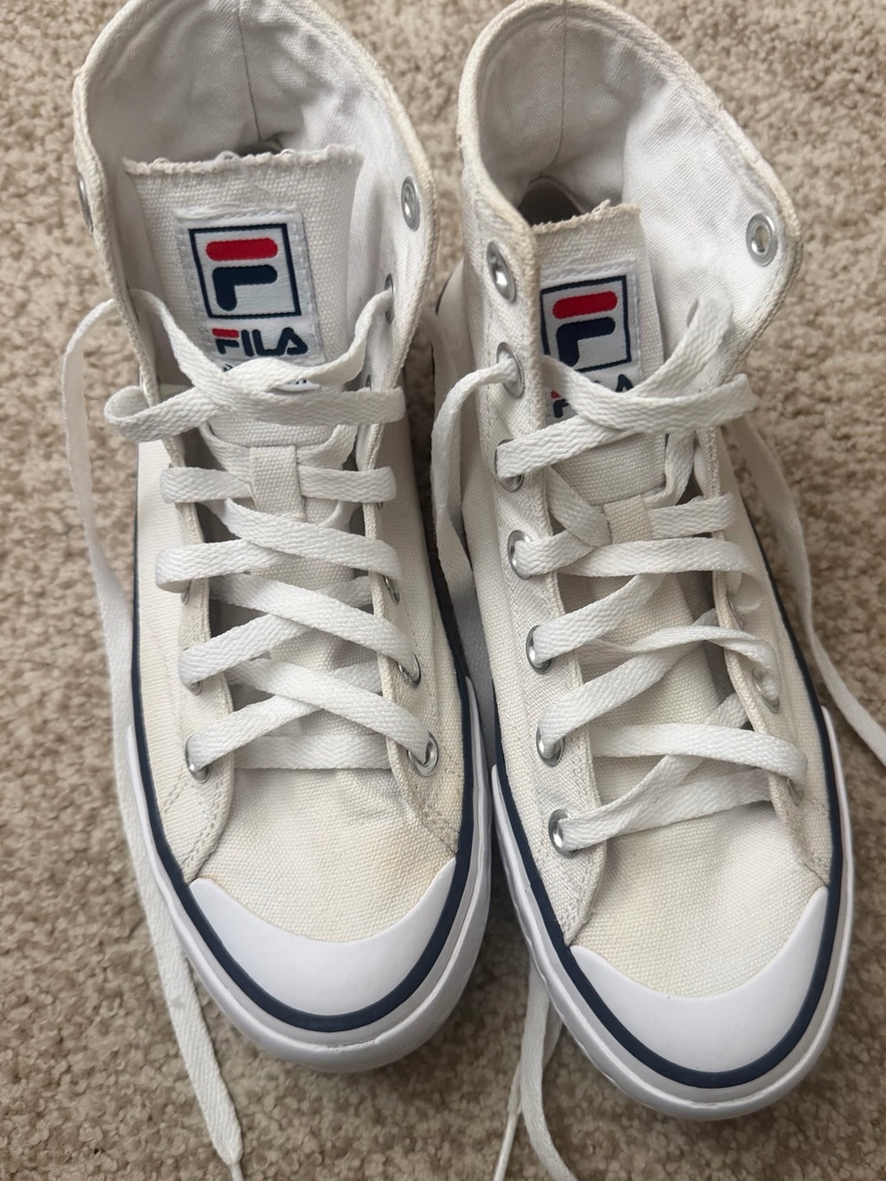 Fila Womens White Hi Top Canvas Lace Up Size 7 Casual Sneakers baggy casual